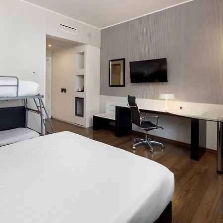 By Ihg Hotel Genua