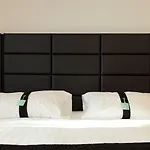 Hotel By Ihg