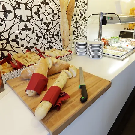 Hotell By Ihg 4*