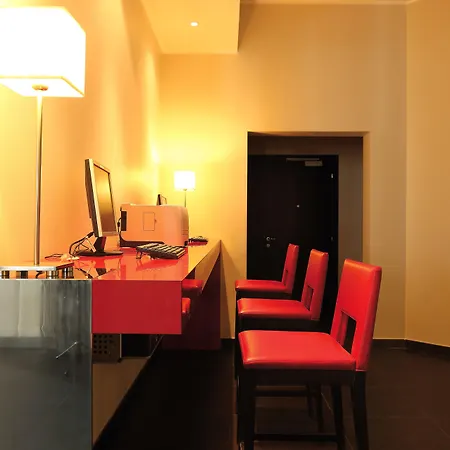By Ihg Cenova