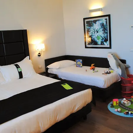 Otel By Ihg Cenova