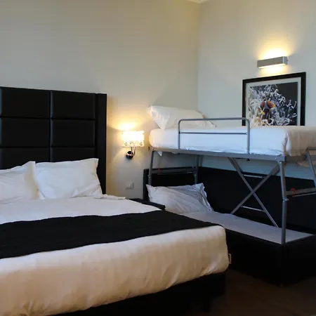 By Ihg 4* Genua