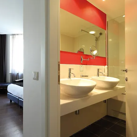 By Ihg Genua