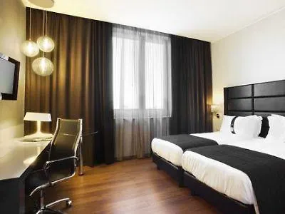Hotel By Ihg Génova