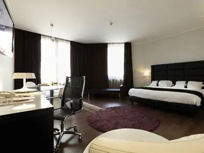 By Ihg 4* Génova