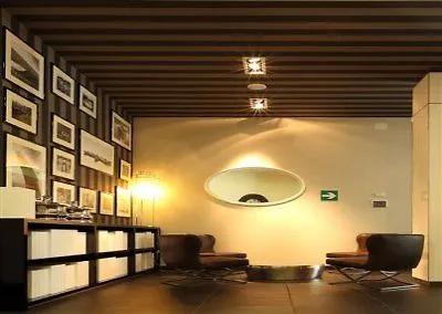 By Ihg Génova