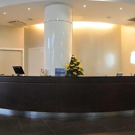 By Ihg 4* Генуя