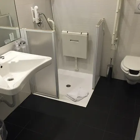 By Ihg 4* Genova
