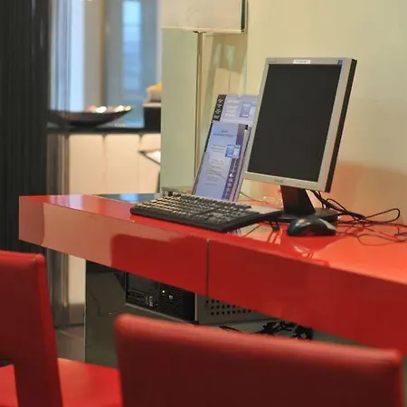 Hotel By Ihg 4*